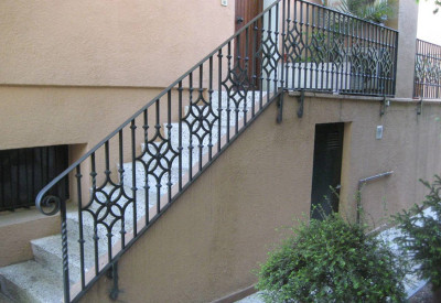 Pasamanos exterior en forja